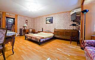 Апартаменты Lessor Apartments Алматы Апартаменты-студио - ул. Жибек Жолы, 103-3